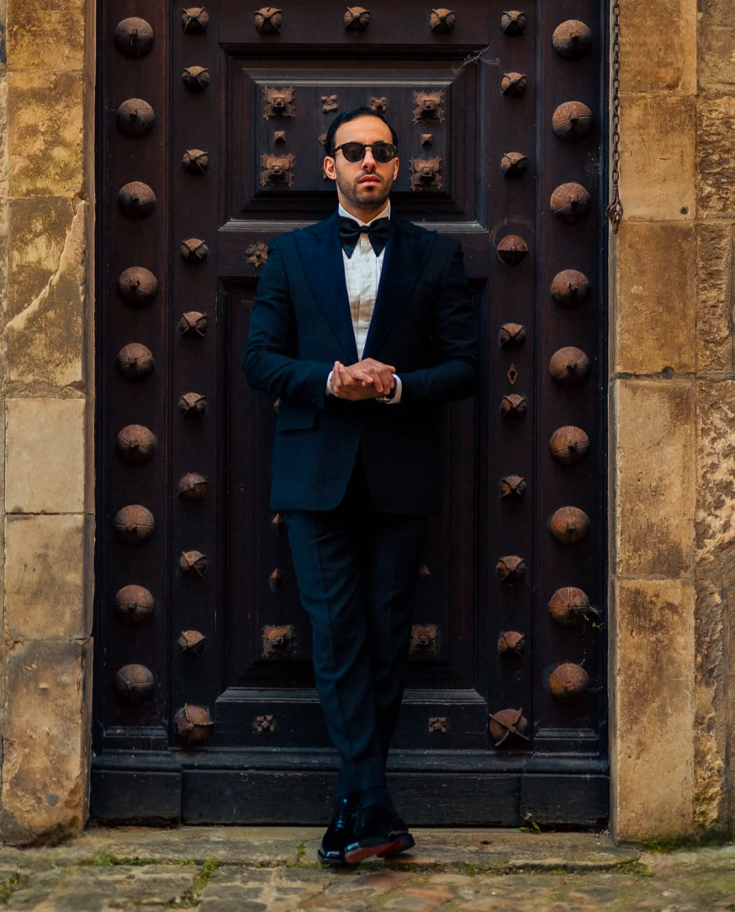 Momiseco Model and influencer - Style isn't just what you wear — it's how you walk. Danny & Jones shoes elevate every step with elegance and edge. As a model, details matter — and their craftsmanship speaks volumes. Grace meets grit in every pair I wear.